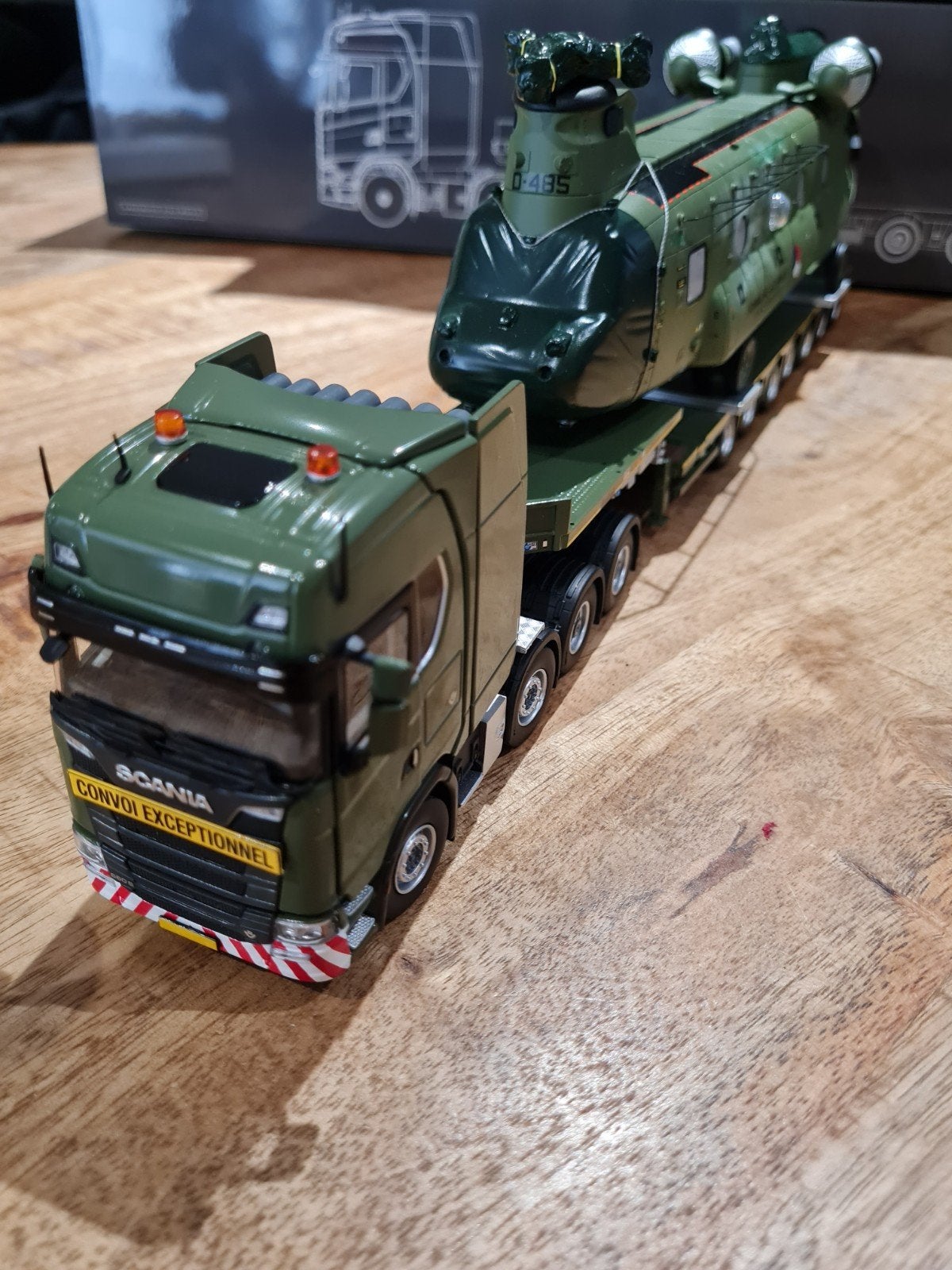 Scania Leger Set NL + Chinook - beide IMC Models, Hobby en Vrije tijd, Ophalen, Zo goed als nieuw, Overige merken