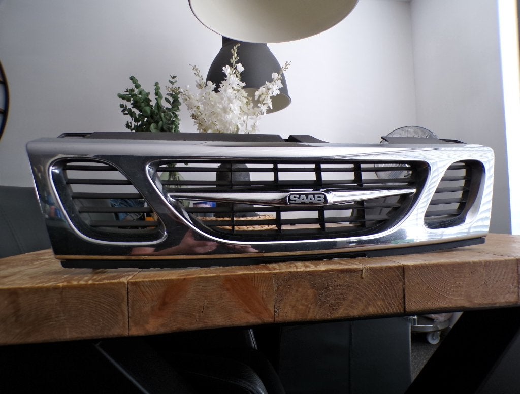 mooie Grill voor een Saab 9-3 coupe of hatchback, Ophalen of Verzenden, Saab