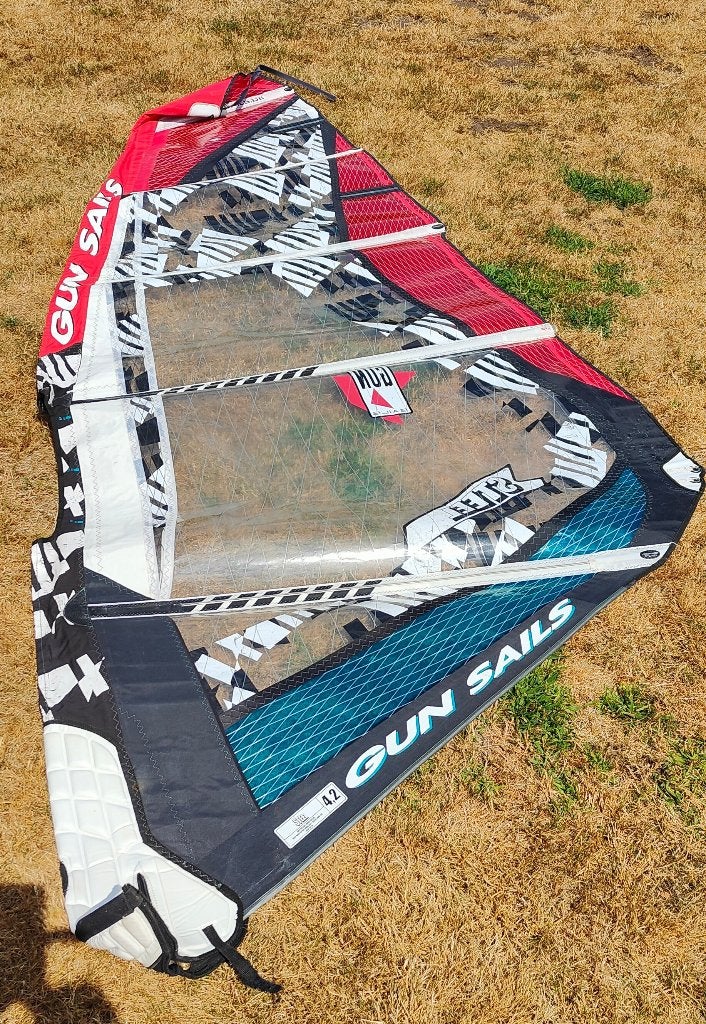 Gun sails wave Steel 4.2 + gun mast 370 65% carbon, Watersport en Boten, Windsurfen, Ophalen of Verzenden, Mast