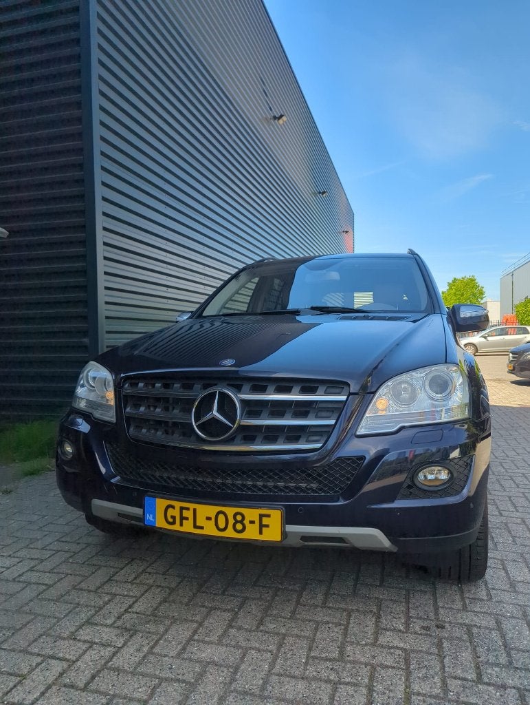 Mercedes-Benz M-Klasse 5.5 ML500 4MATIC AUT 2010 Blauw, Auto's, Automaat, 5461 cc, 3500 kg, Blauw