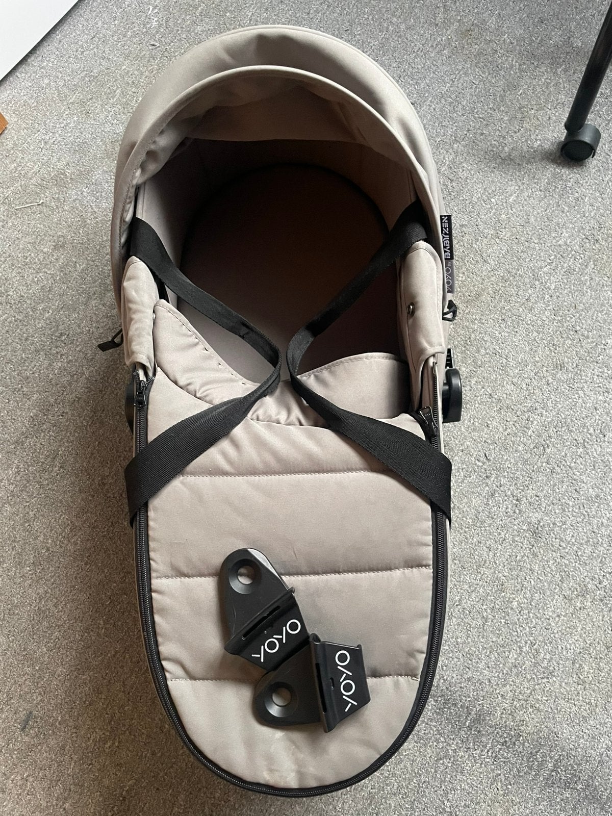 Yoyo babyzen grijze reisweig en tas, Kinderen en Baby's, Buggy's, Ophalen of Verzenden, Zo goed als nieuw