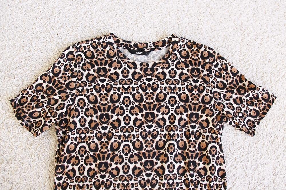 Mooi Only Panter Truitje 100% Katoen (M) - 62 € 15,-, Kleding | Dames, Truien en Vesten, Maat 38/40 (M), Only, Bruin, Ophalen of Verzenden