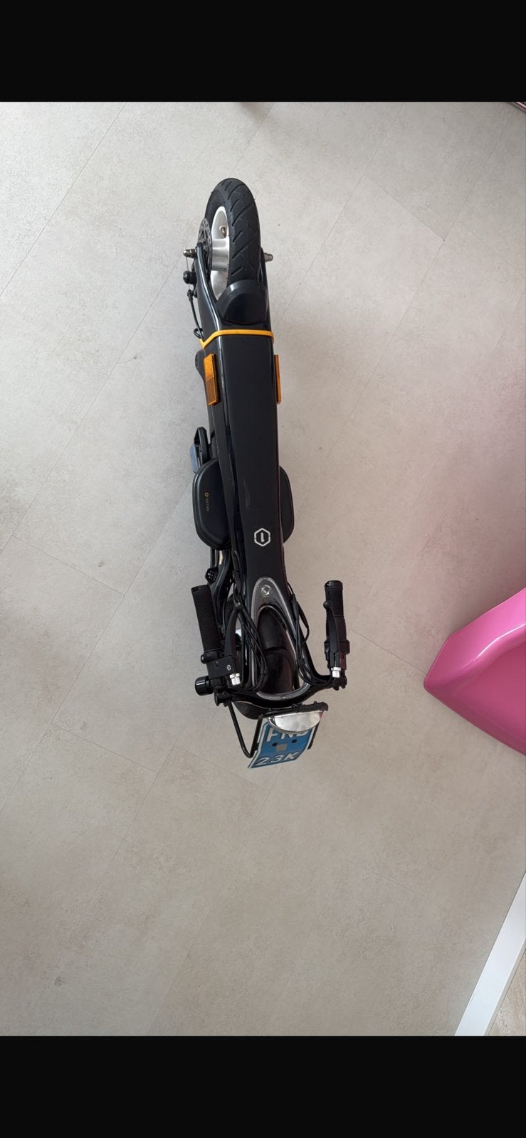 Elektrische step met kenteken - legaal de weg op!, Fietsen en Brommers, Steps, Zo goed als nieuw, Elektrische step (E-scooter)