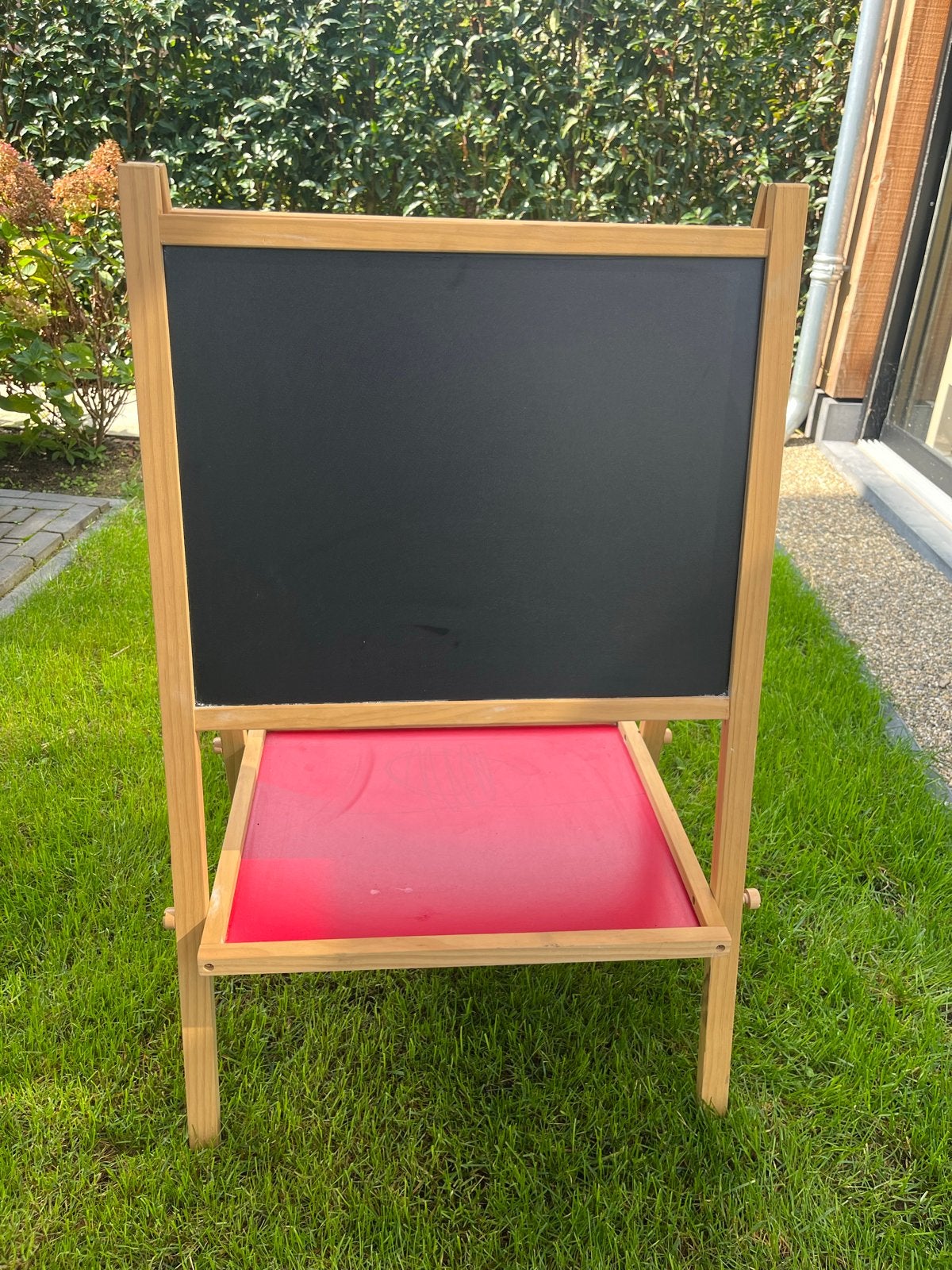 Houten kinderbord: krijtbord en whiteboard/magneetbord, Ophalen, Gebruikt, Knutselen