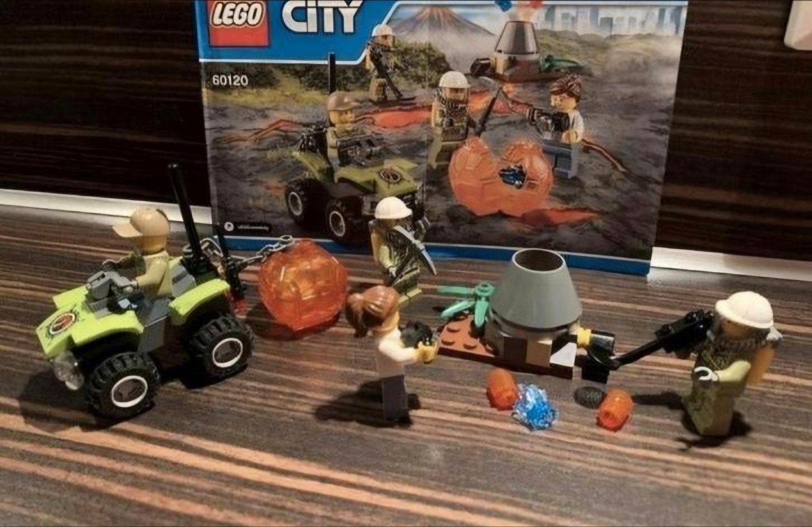 Lego city 60120 vulkaan starters set, Ophalen of Verzenden, Zo goed als nieuw