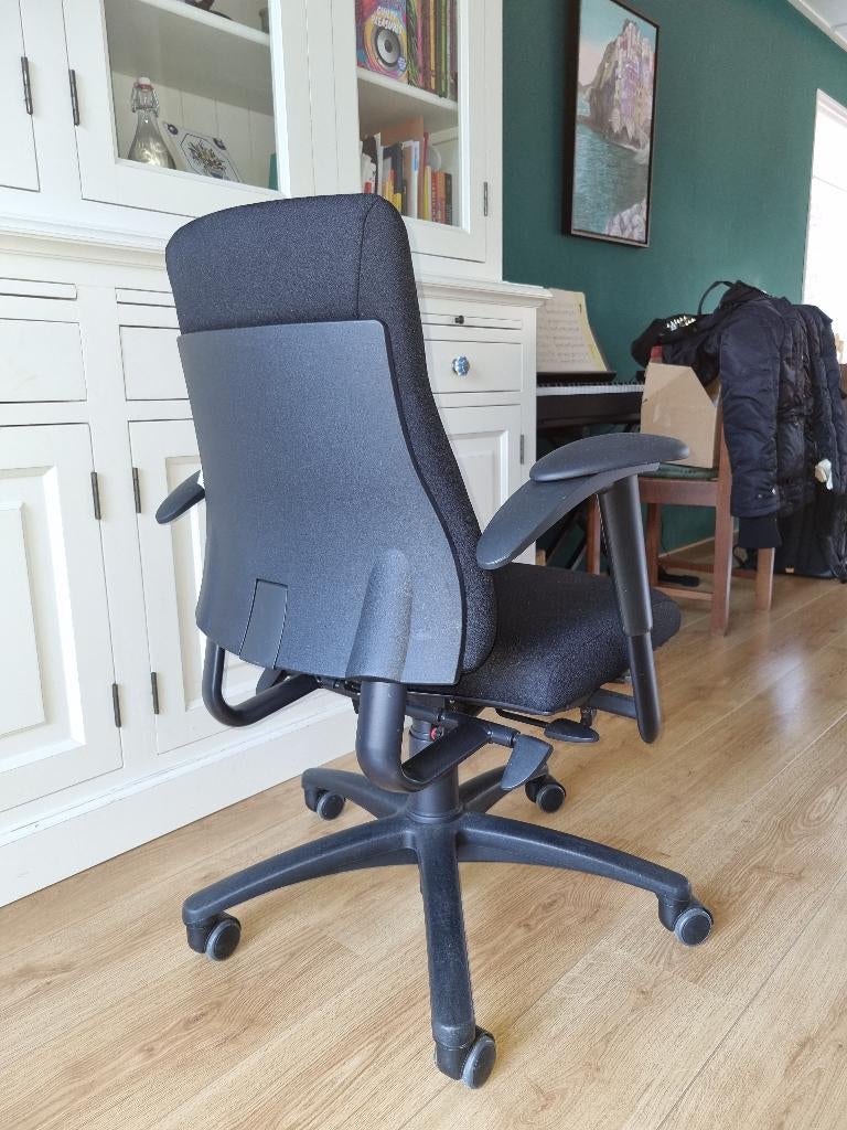 bureaustoel BMA-Axia -Office, refurbished, nieuwe bekleding, Huis en Inrichting, Bureaustoelen, Ophalen, Zwart, Zo goed als nieuw