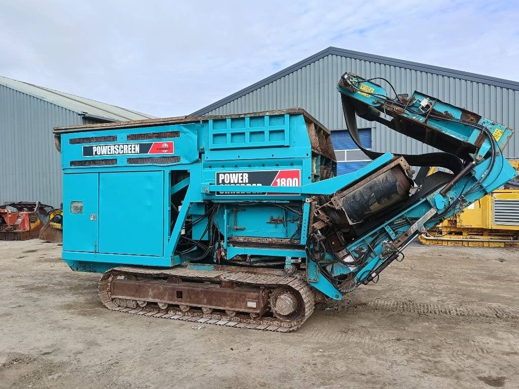 Powerscreen powershredder 1800 shredder wood waste magnet