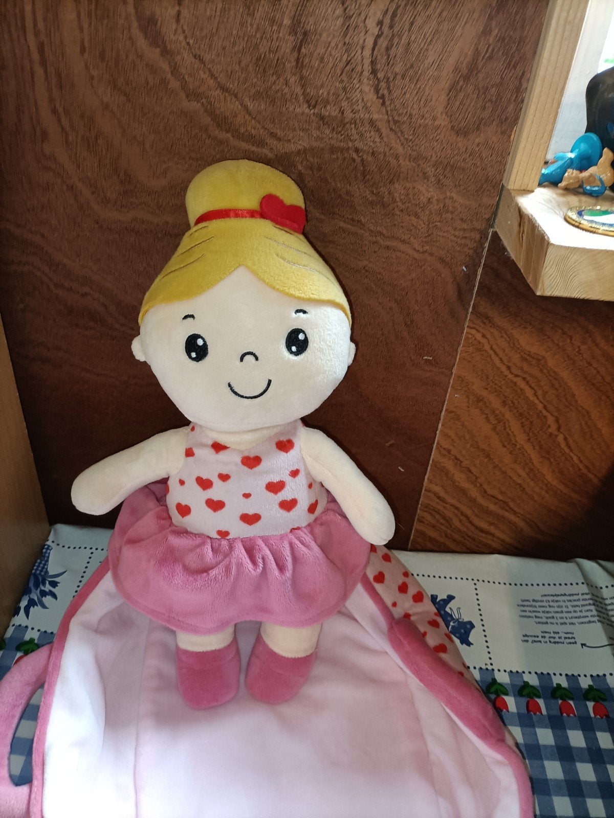 Action meisje met roze jurk met hartjes en bed, Ophalen of Verzenden, Zo goed als nieuw