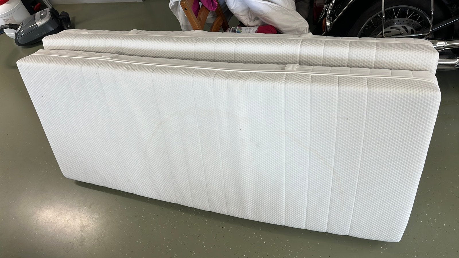 Nieuwe matrassen, Ophalen, 90 cm, Eenpersoons, Zo goed als nieuw