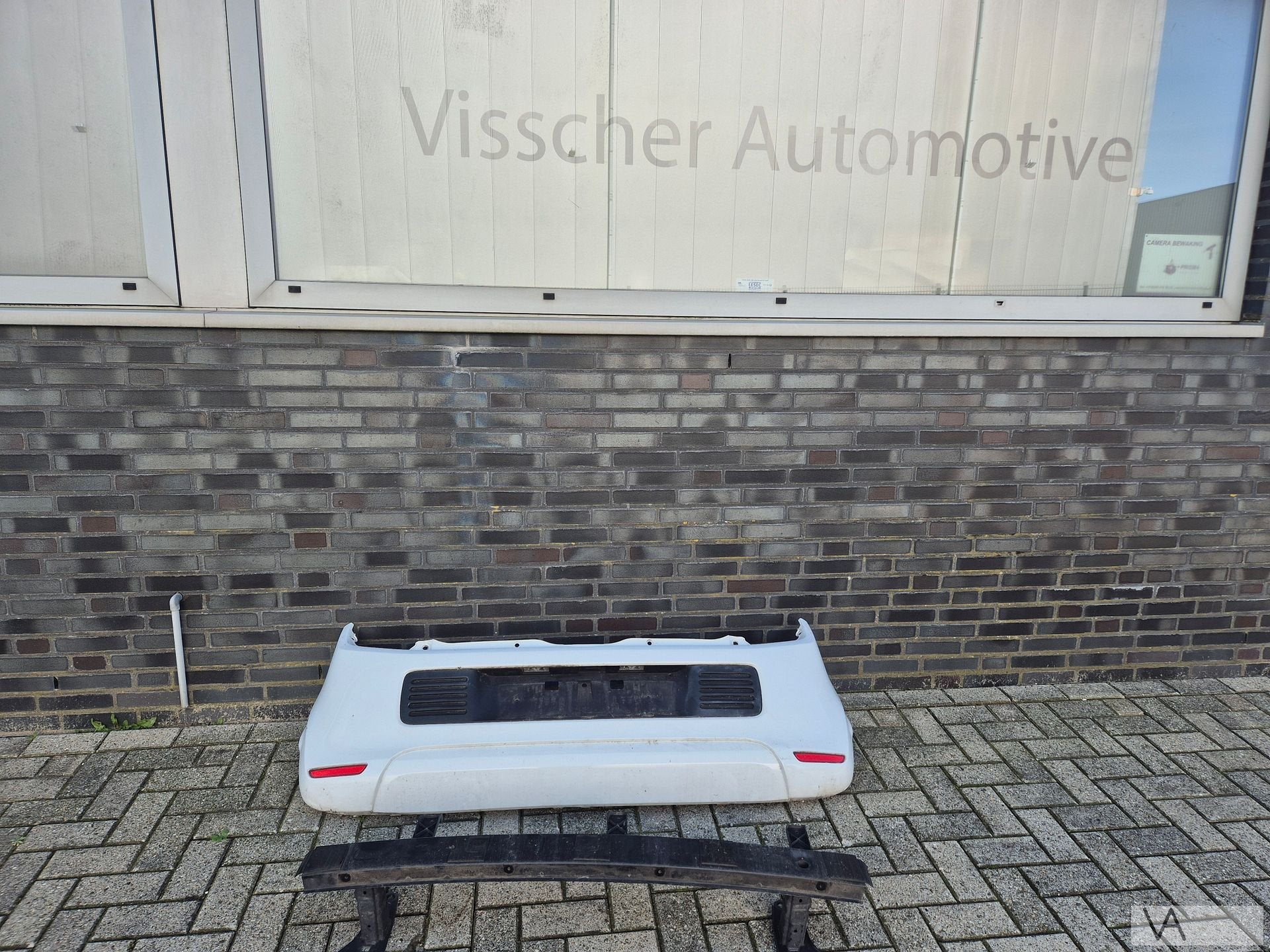 Renault Twingo 3 2015 - 2022 achterbumper met balk wit €200, Gebruikt, -, Renault, -