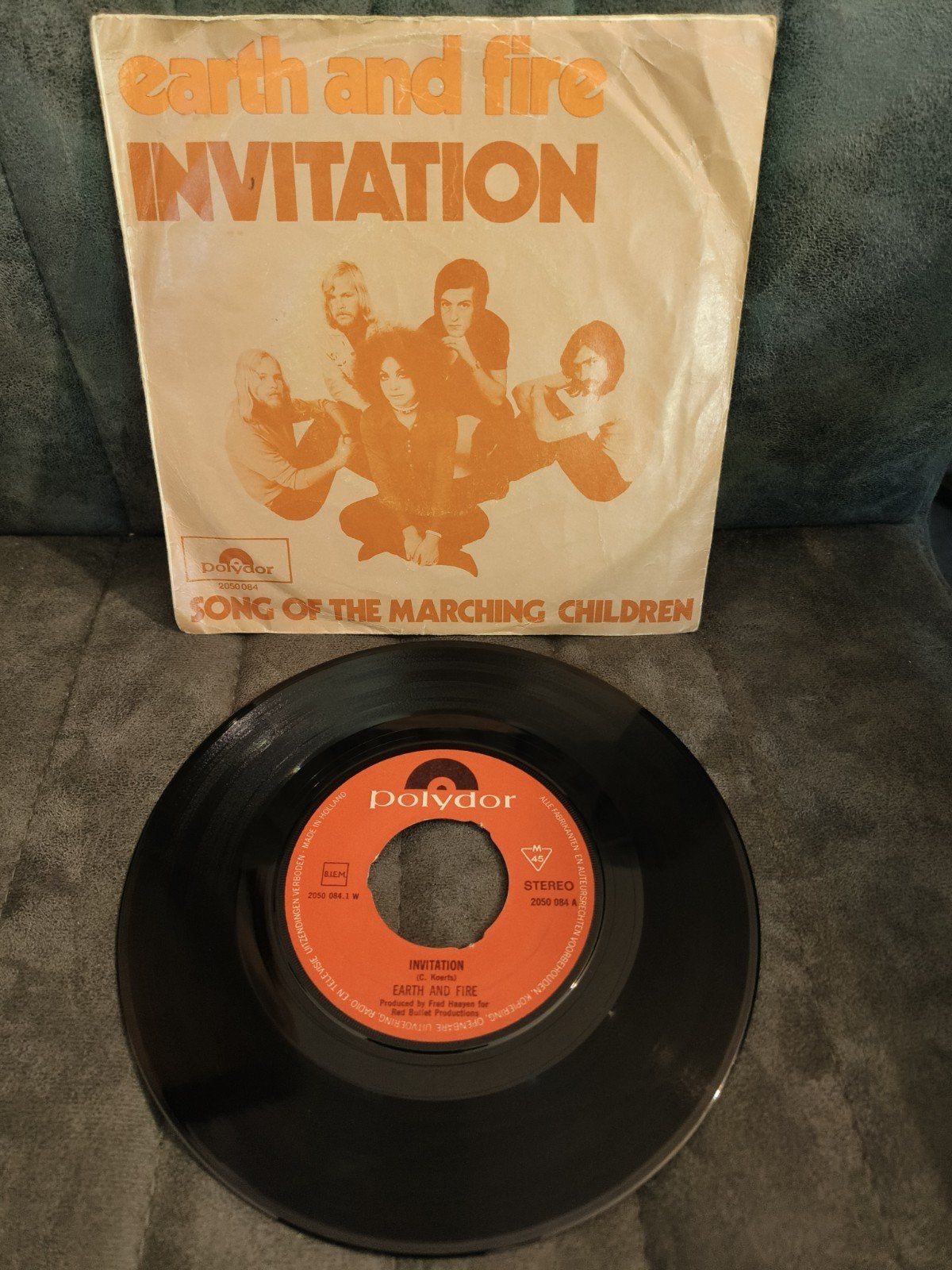 Earth and Fire - Invitation / Song of the Marching Children, Gebruikt, 7 inch, EP, Rock en Metal
