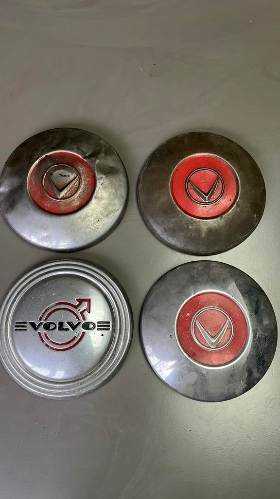 Volvo Oldtimer wieldoppen, Ophalen of Verzenden, Gebruikt