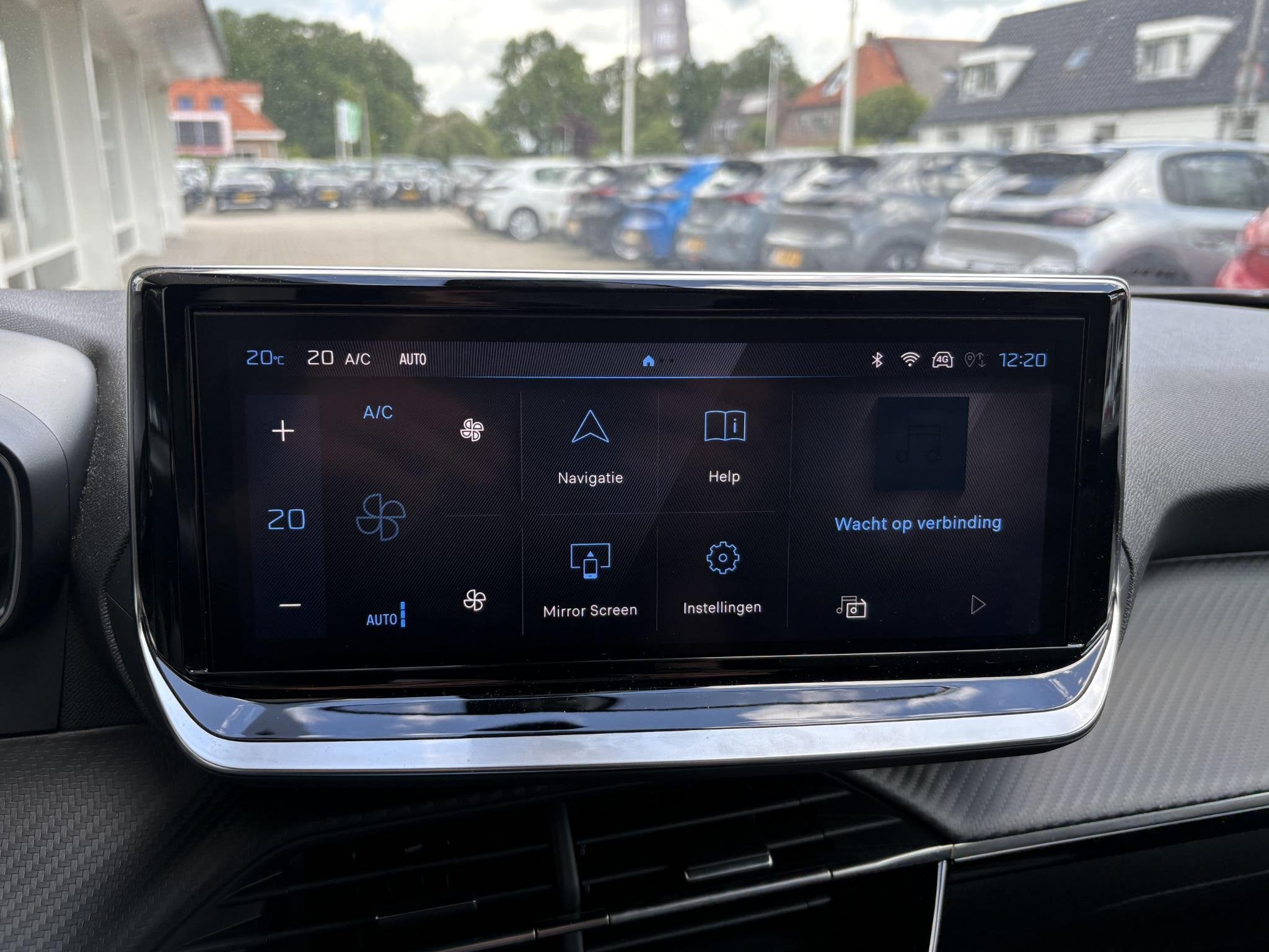 Foto 10 van Peugeot 2008 1.2T 100pk Allure | Achteruitrijcamera | Naviga