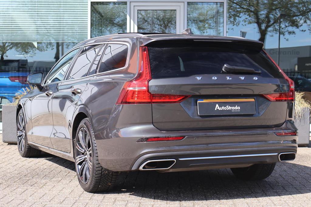 Volvo V60 B3 Inscription 163pk | ACC | Pano | Stoelverwarmin, 4 cilinders, 1634 kg, 163 pk, 93 €/maand
