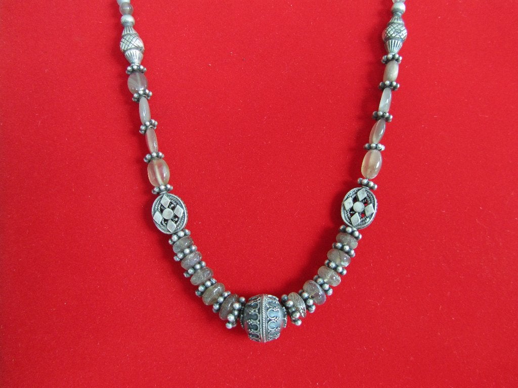 Halsketting  maansteen met zilver, Ophalen of Verzenden, Nieuw, Zilver, Overige materialen