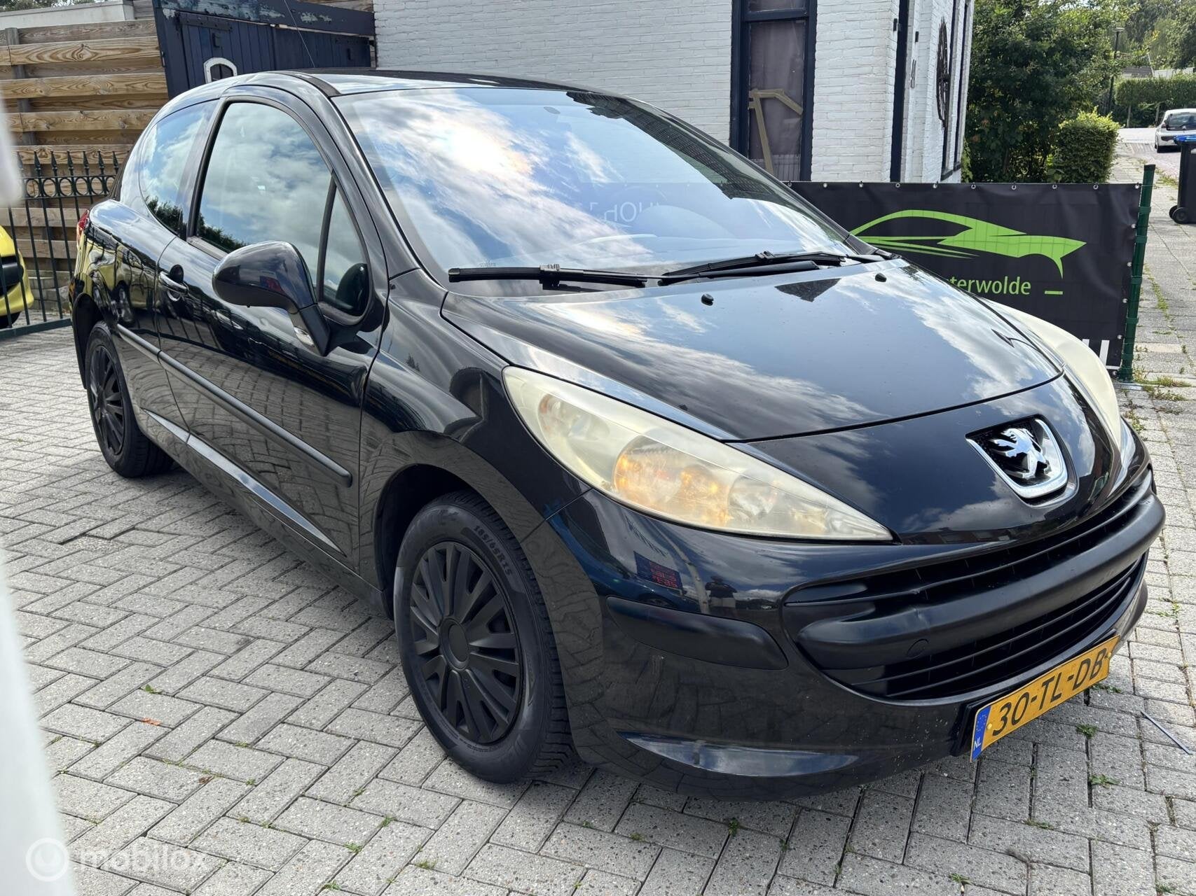 Peugeot 207 1.4-16V XS | nieuwe apk | airco | koopje, Voorwielaandrijving, 4 cilinders, Bedrijf, Handgeschakeld