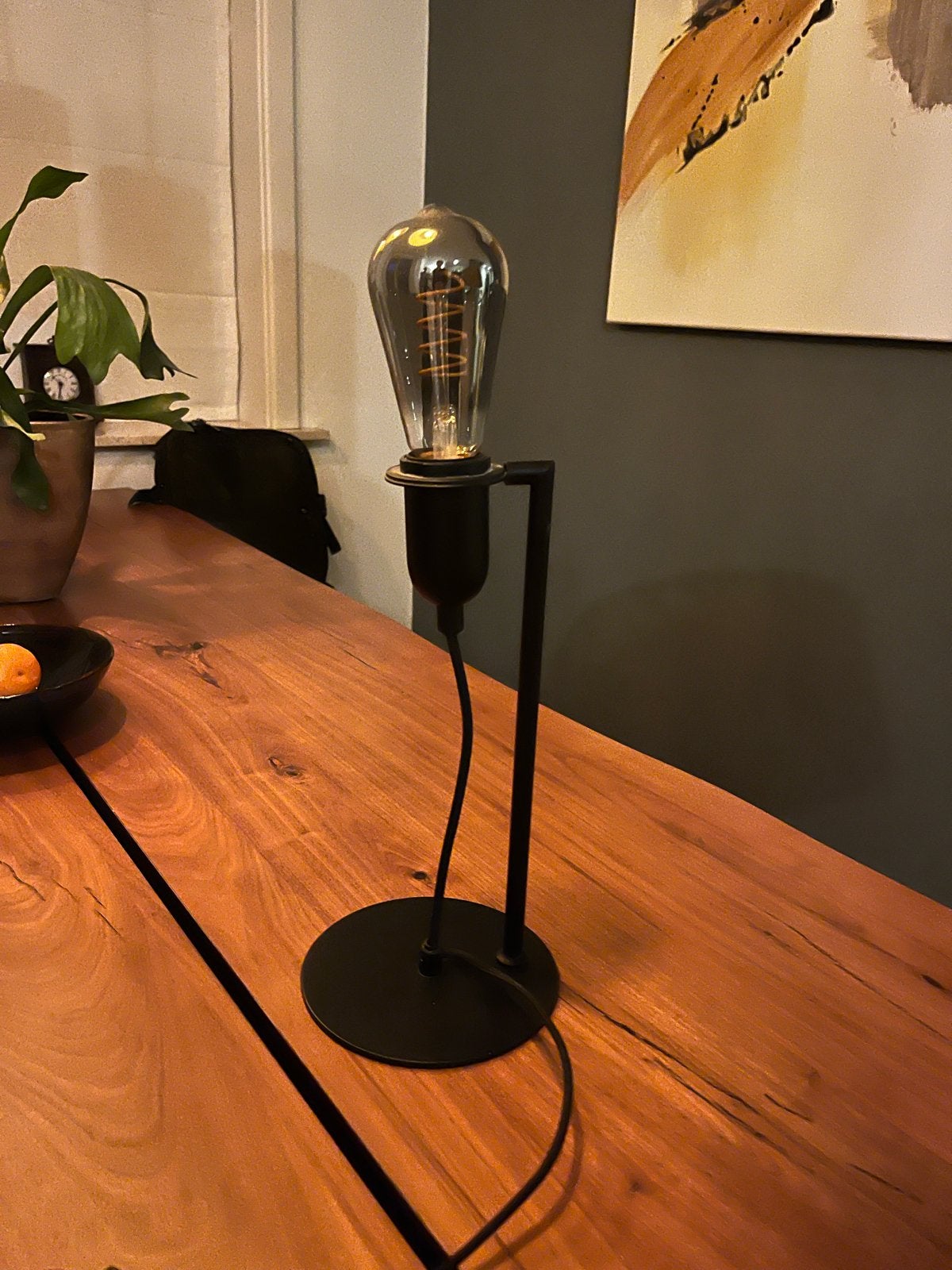 Moderne zwarte tafellamp met Edison gloeilamp, Zwart, Modern, E27 (groot), Ophalen of Verzenden