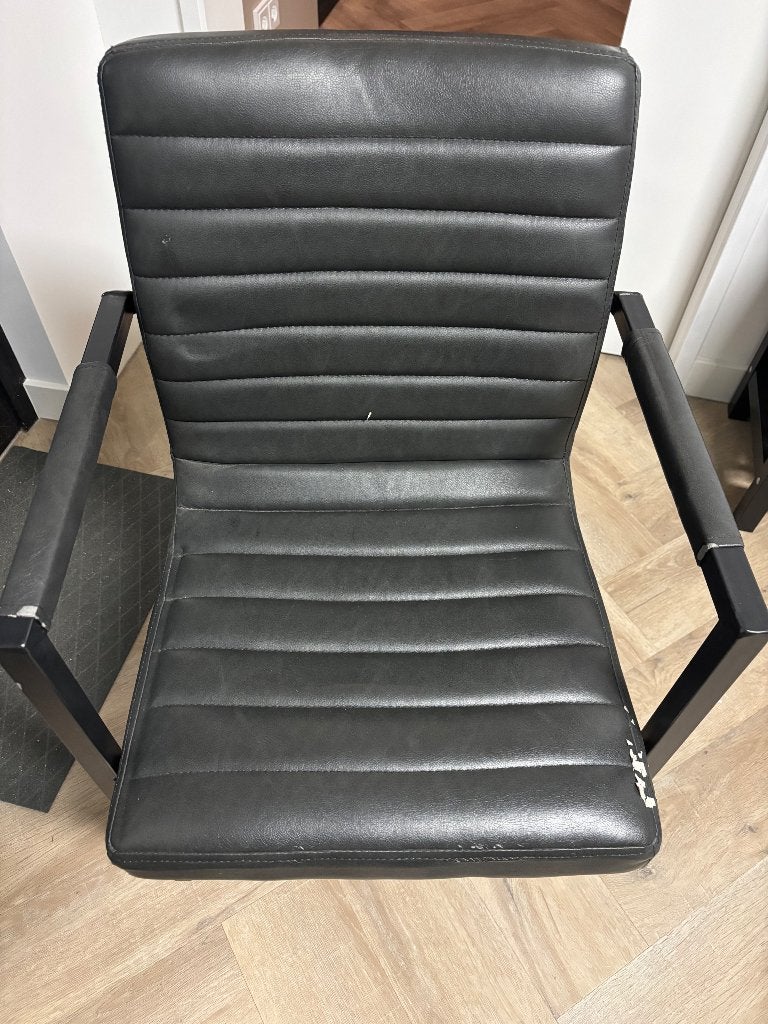 Eetkamer stoelen gratis af te halen, Ophalen, Gebruikt, Leer, Vijf, Zes of meer stoelen