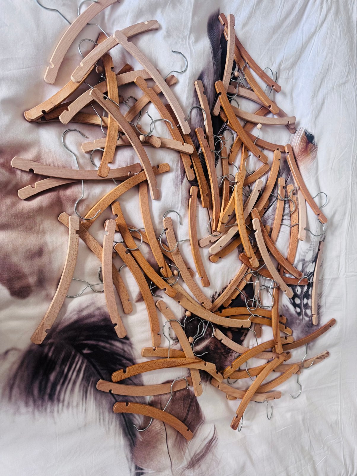 Groot pakket houten baby kleerhangers kleding hangers, Ophalen of Verzenden, Zo goed als nieuw