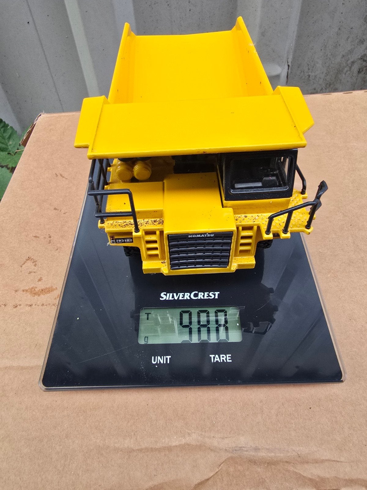 Komatsu HD605-7 Dumper Schaalmodel 1:50 NZG, Hobby en Vrije tijd, Modelauto's | 1:50, Ophalen of Verzenden, Zo goed als nieuw