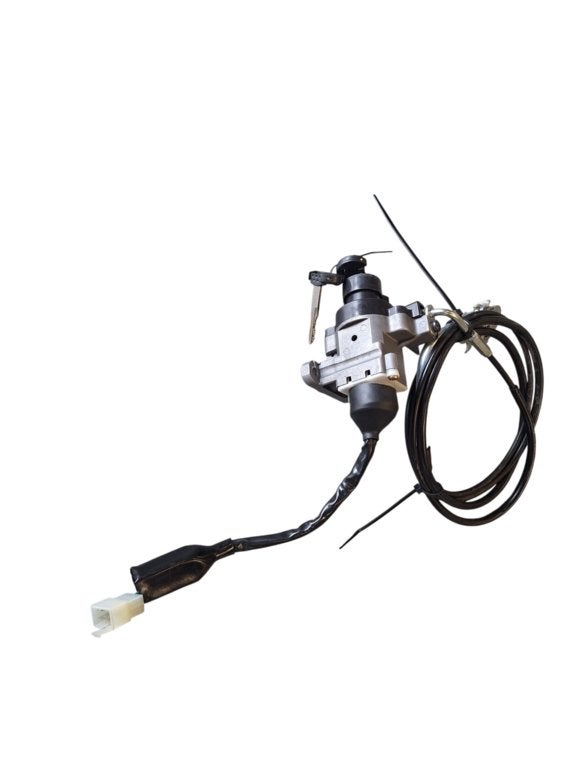 Contactslot slot set origineel Peugeot Kisbee 2 sleutels, Gebruikt, Ophalen of Verzenden