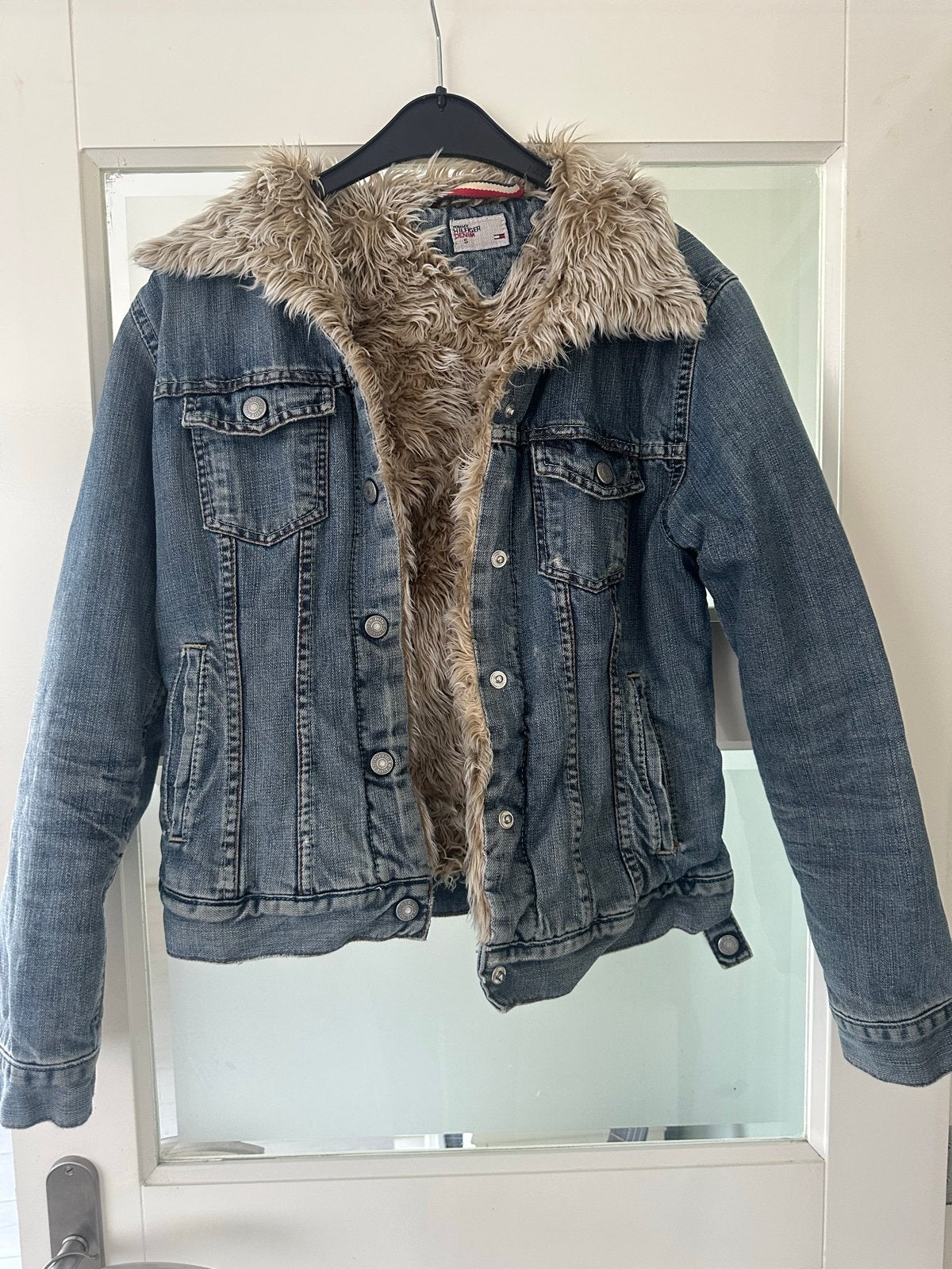 Tommy Hilfiger spijkerjas met teddy voering maat S, Kleding | Dames, Ophalen of Verzenden, Zo goed als nieuw, Maat 36 (S), Blauw