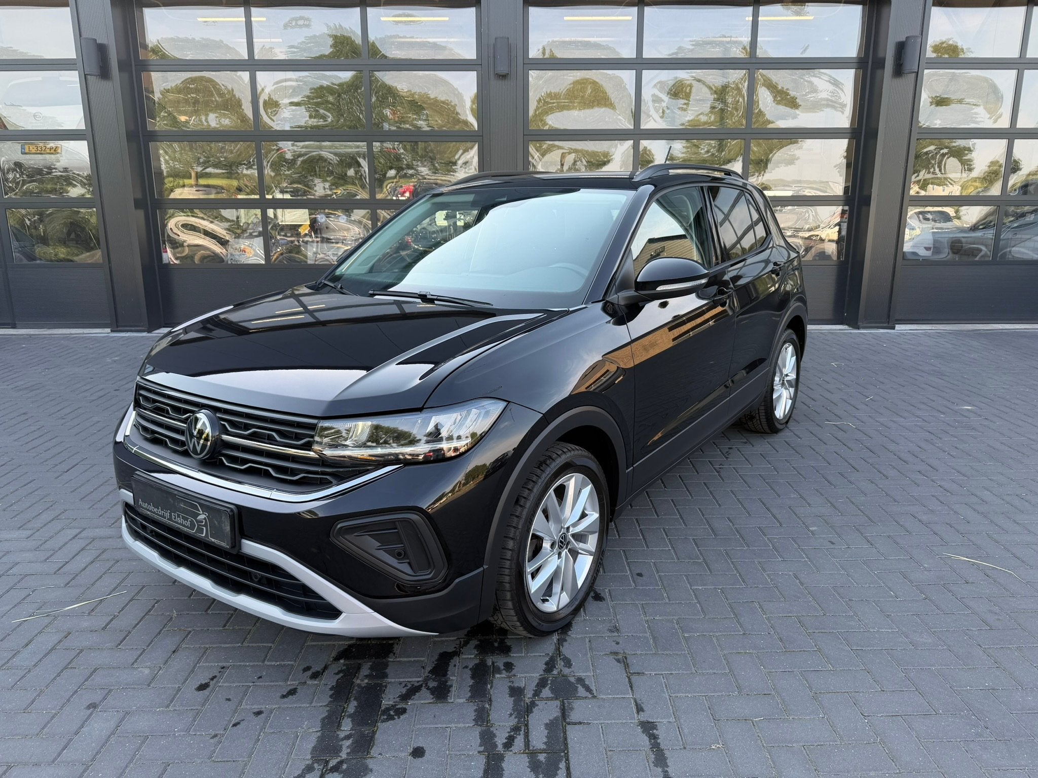 Volkswagen T-Cross 1.0 TSI Life Edition / ACC / Camera / Car, Auto's, Keurmerk '100% Onderhouden', T-Cross, Gebruikt, 95 pk