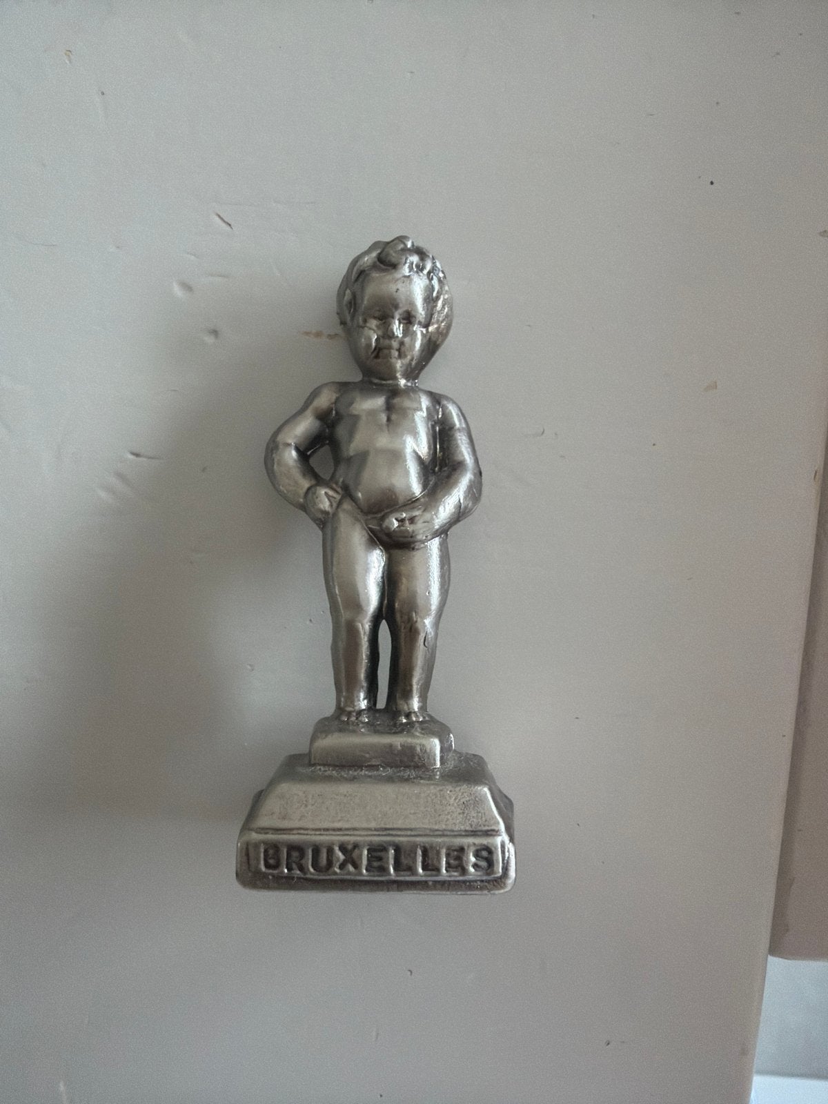 Manneken Pis beeldje - Souvenir Brussel, Ophalen of Verzenden, Gebruikt, Mens