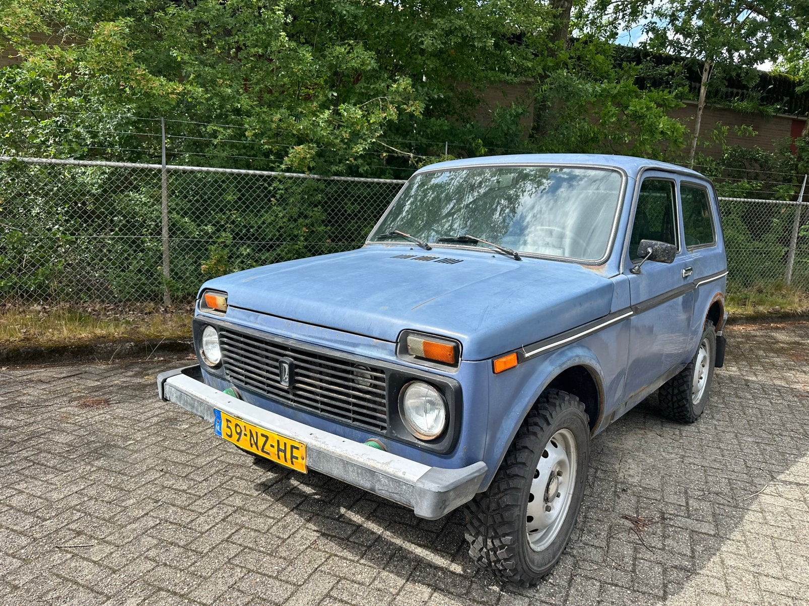 Lada Niva 1.7 I 4WD Apk 6/2027, Auto's, Stof, Niva, Origineel Nederlands, Particulier