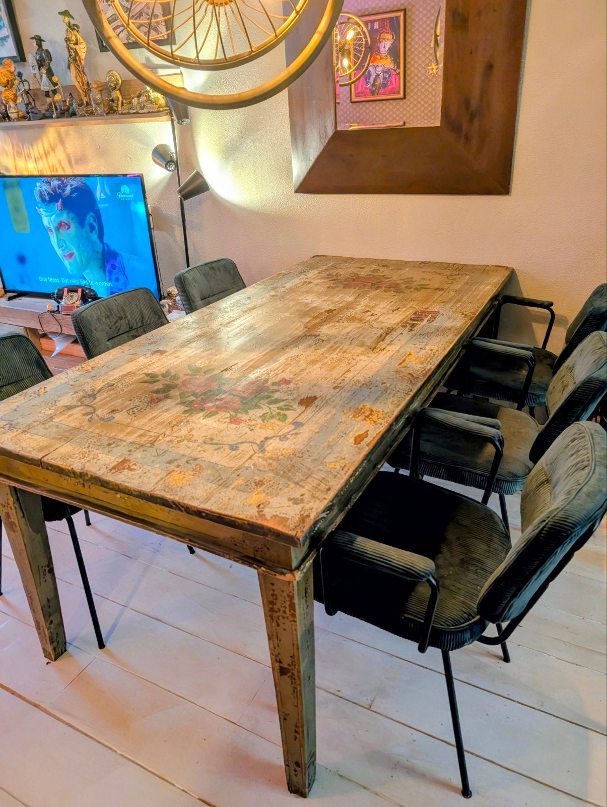 Apparte tafel met 6 stoelen, niet veel gebruikt, Overige houtsoorten, Zo goed als nieuw, Vijf personen of meer, Vintage / Landelijk