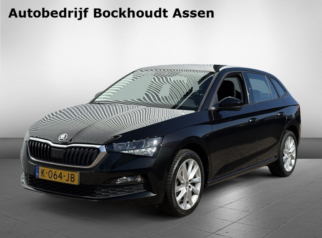 Skoda Scala 1.0 TSI Ambition Automaat | Navigatie Pakket | V, Auto's, Gebruikt, 620 kg, Origineel Nederlands, 3 cilinders