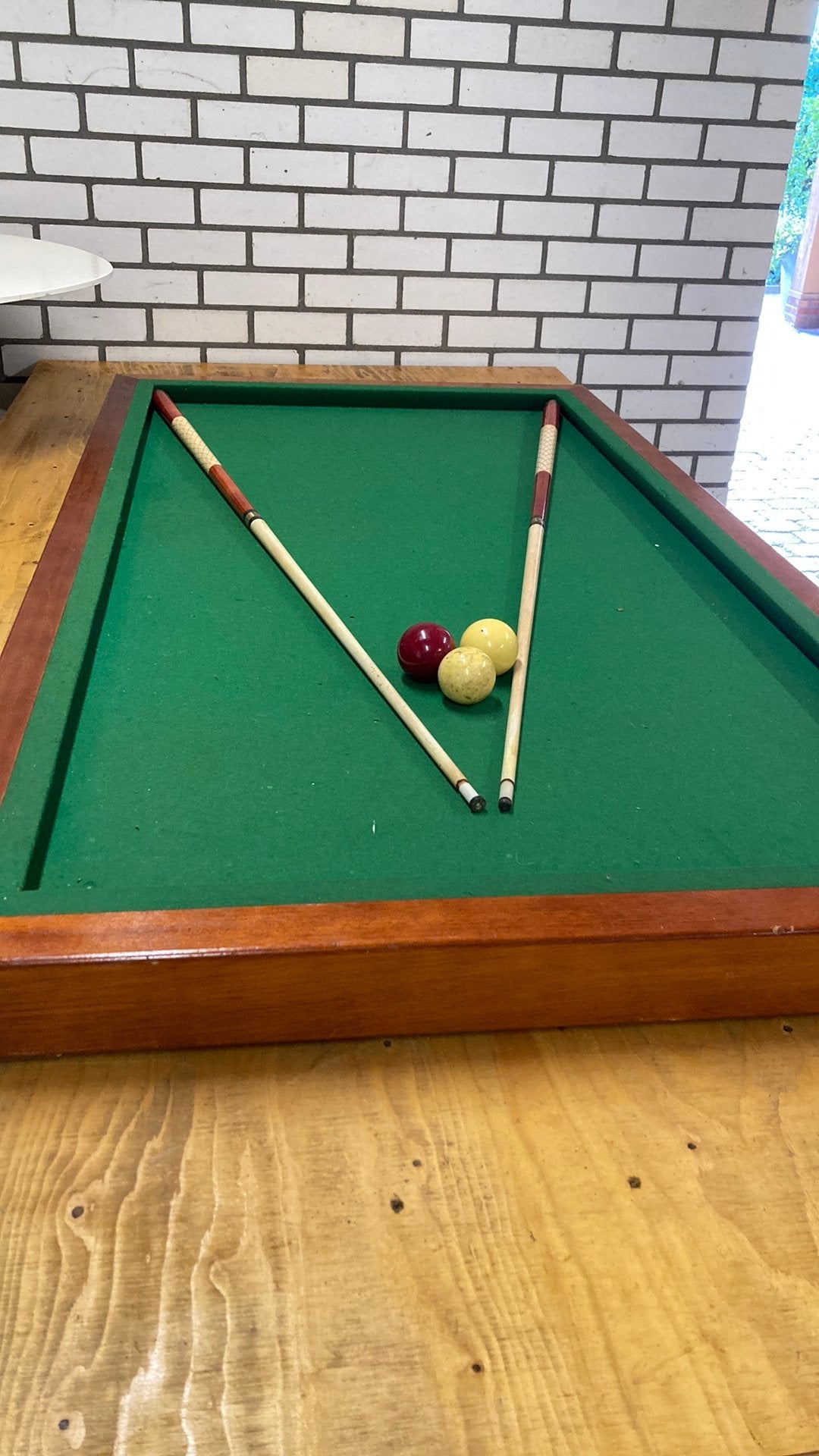 Biljart tafel met keu, Sport en Fitness, Ophalen, Zo goed als nieuw, Biljarttafel