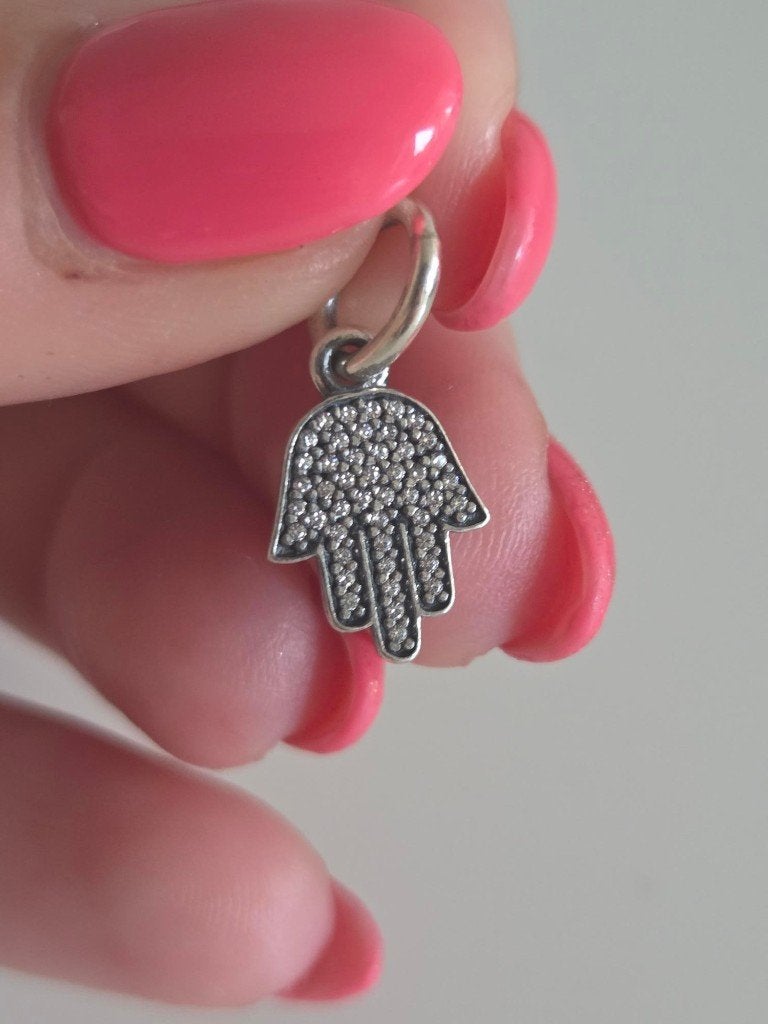 Pandora Hamsa Hand zilveren hanger met strass, Pandora, Ophalen of Verzenden, Zo goed als nieuw, 1 bedel