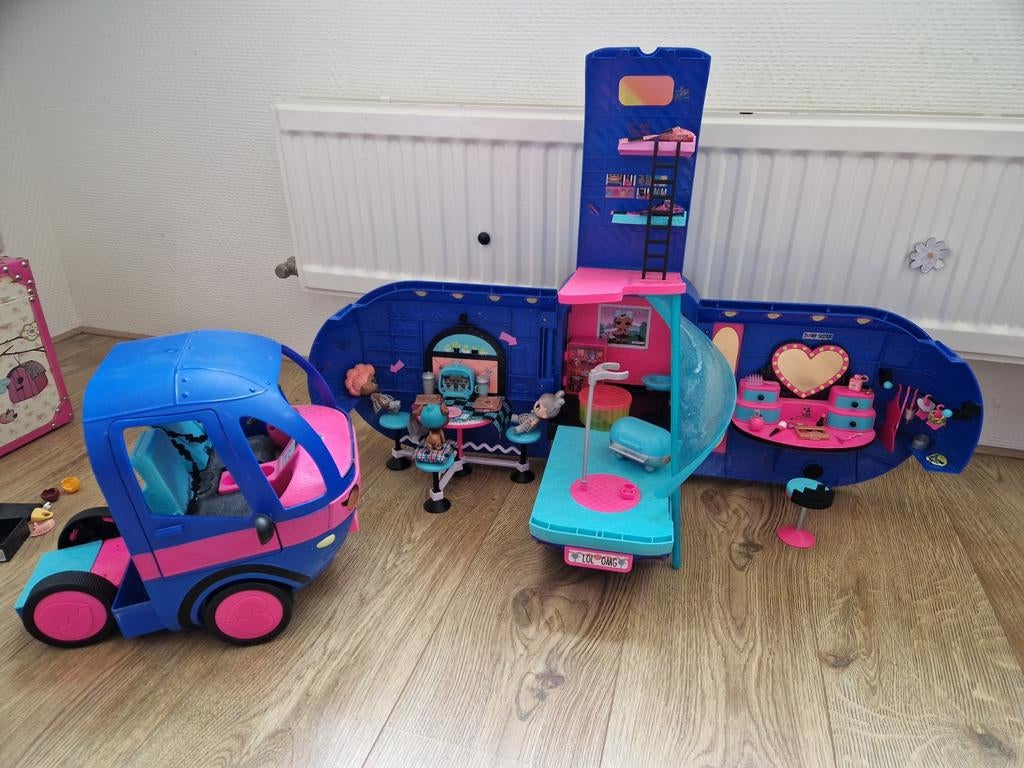 LOL Surprise OMG Glamper Camper met accessoires, Ophalen of Verzenden, Zo goed als nieuw