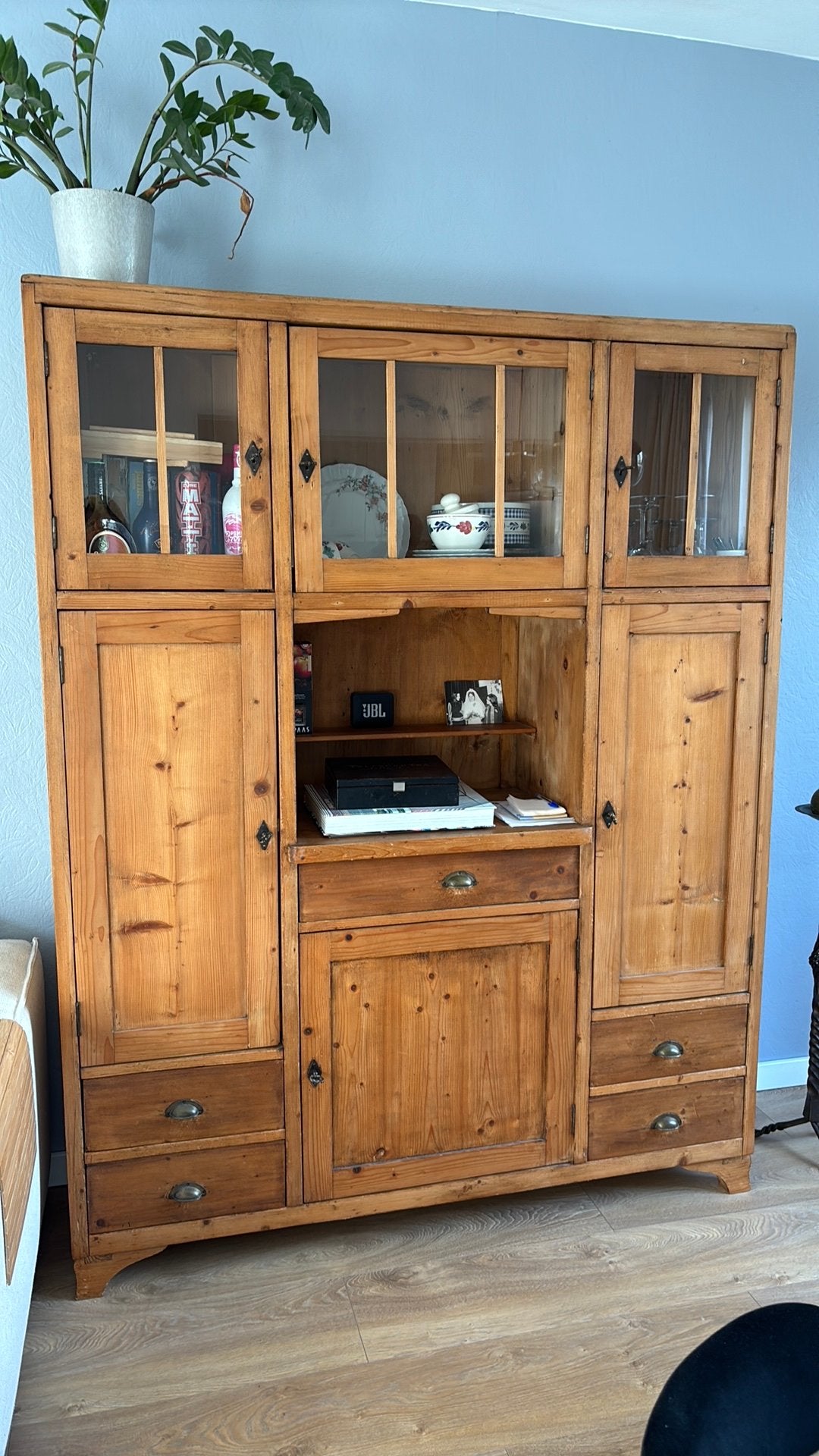 Vintage brocante houten kast met glazen deuren 192x150x41, Antiek en Kunst, Ophalen