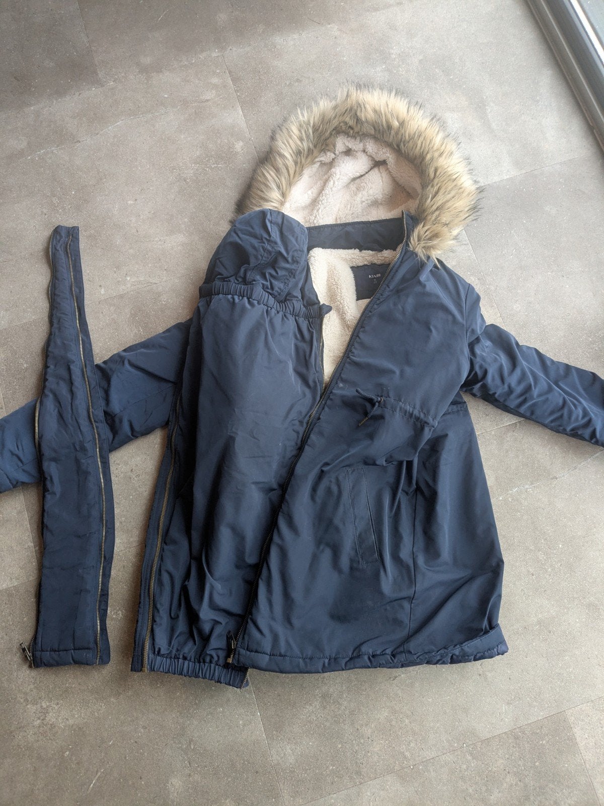 Kiabi winterjas zwangerschap/draagzak met teddy voering maat, Kleding | Dames, Jassen | Winter, Blauw, Ophalen of Verzenden, Zo goed als nieuw