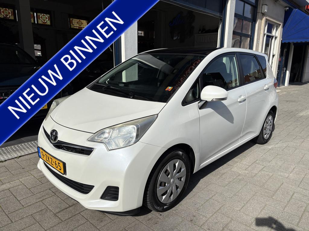 Toyota Verso-S 1.3 VVT-i Aspiration PANORAMA/CAMERA, Auto's, Voorwielaandrijving, Euro 5, 101 pk, Gebruikt