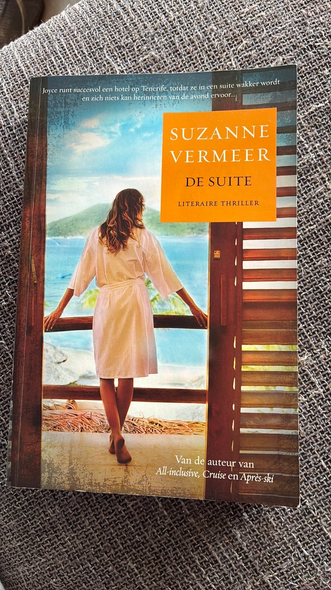 De Suite Suzanne Vermeer, Ophalen of Verzenden, Gelezen, Nederland
