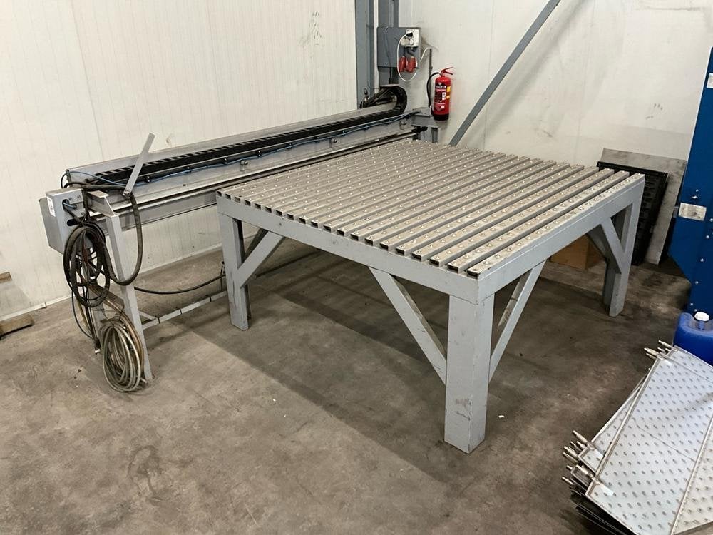 2014 Bugo WPD-1100 TIG kanten lasautomaat