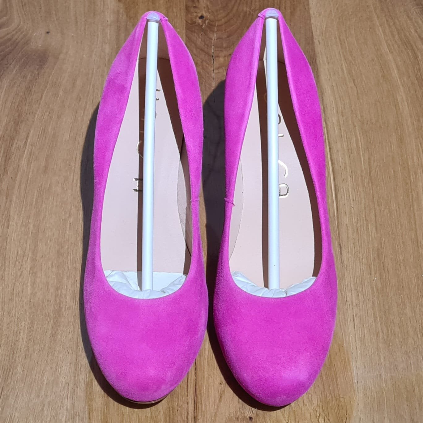 Unisa pumps maat 37,5, Kleding | Dames, Schoenen, Ophalen of Verzenden, Nieuw, Overige kleuren, Pumps