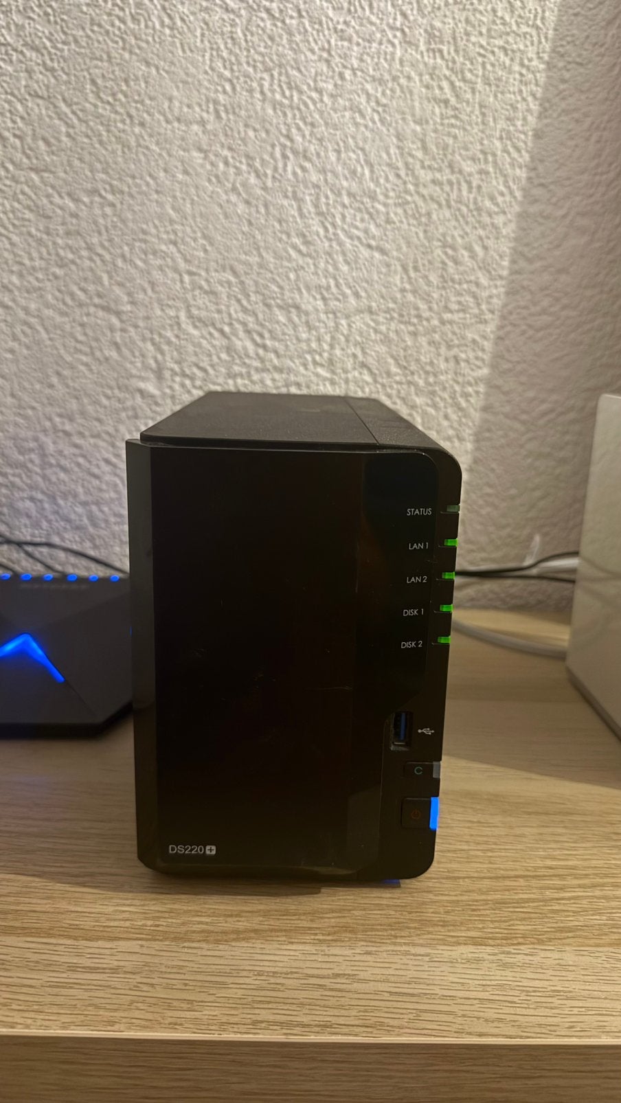 Ds220+ met 16 gb ram upgrade en 2x 4tb seagate ironwolf, Computers en Software, NAS, Ophalen of Verzenden, Zo goed als nieuw