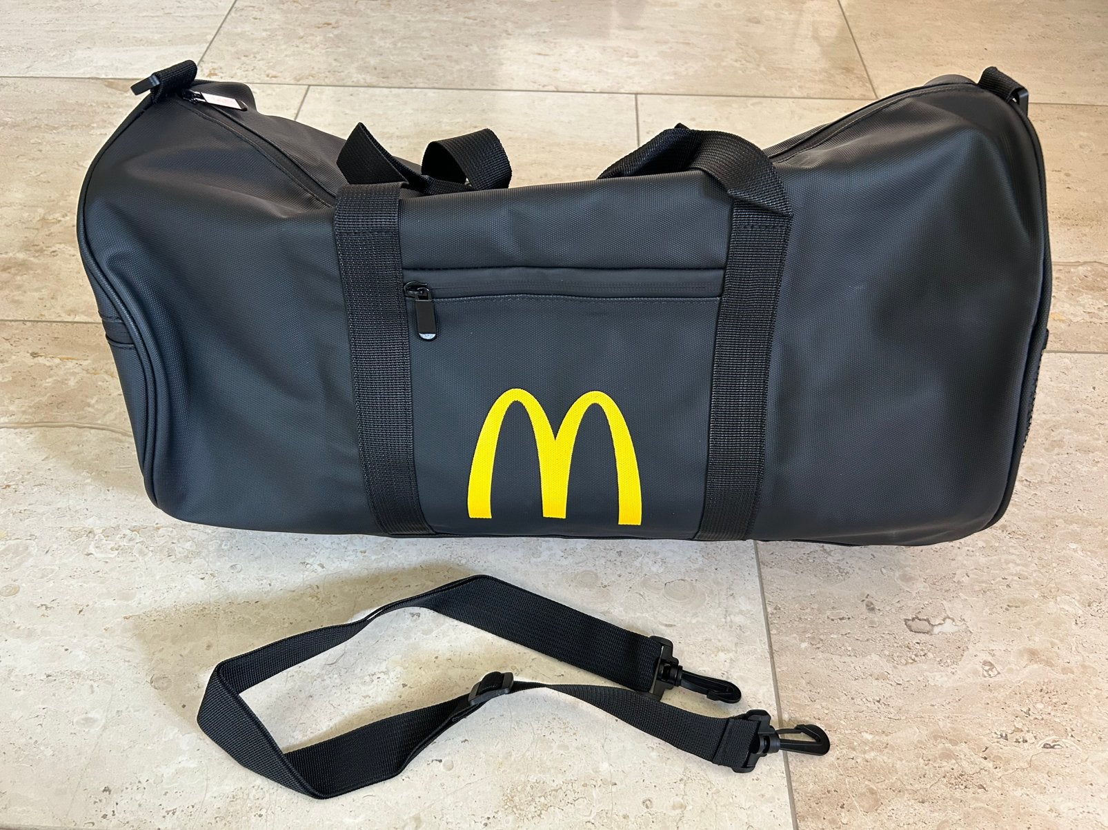 Mcdonalds Tas / Sporttas NIEUW, 40 tot 60 cm, 20 tot 30 cm, Zwart, Ophalen of Verzenden