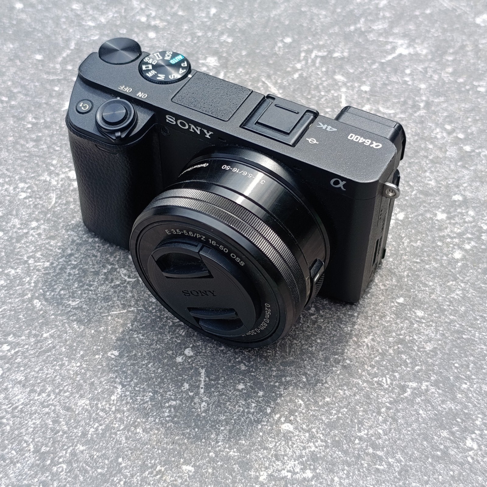 Sony a6400 Systeemcamera Body +4 batterijen, Audio, Tv en Foto, Fotocamera's Digitaal, Gebruikt, Compact, Sony, Geen optische zoom