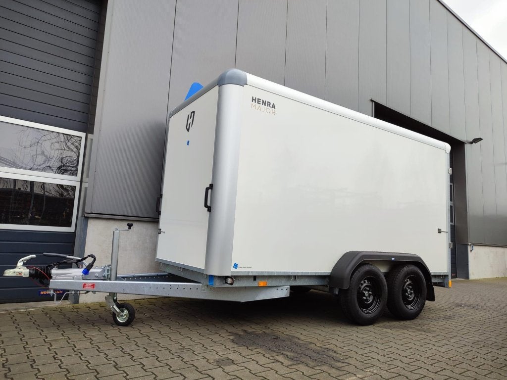 Henra gesloten Bakwagen met achterdeuren - voorraad, Nieuw