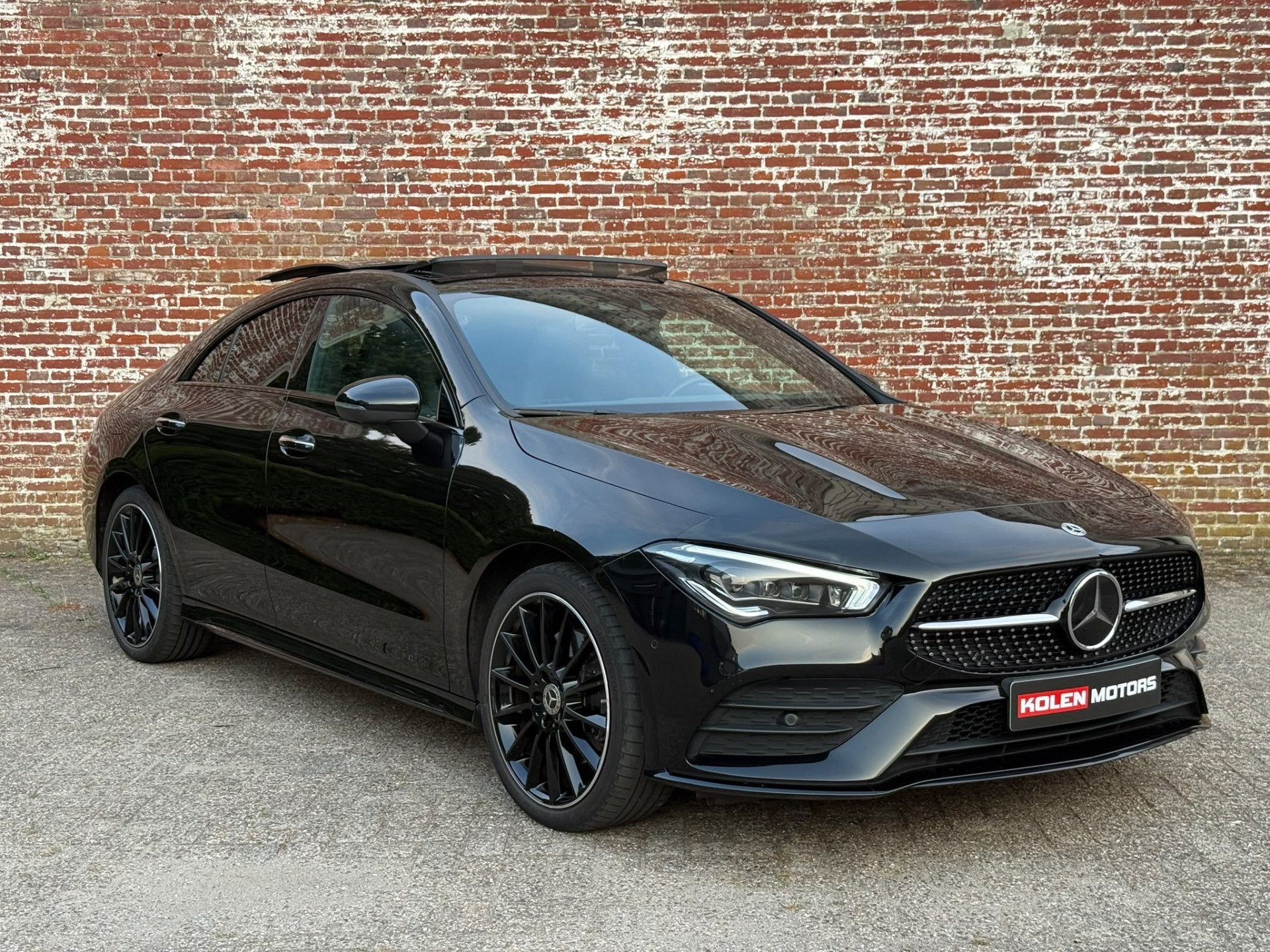 Mercedes-Benz CLA-Klasse 250 e AMG Line -SCHUIFDAK-HEADUP-SF, Auto's, CLA, 1525 kg, Gebruikt, Zwart