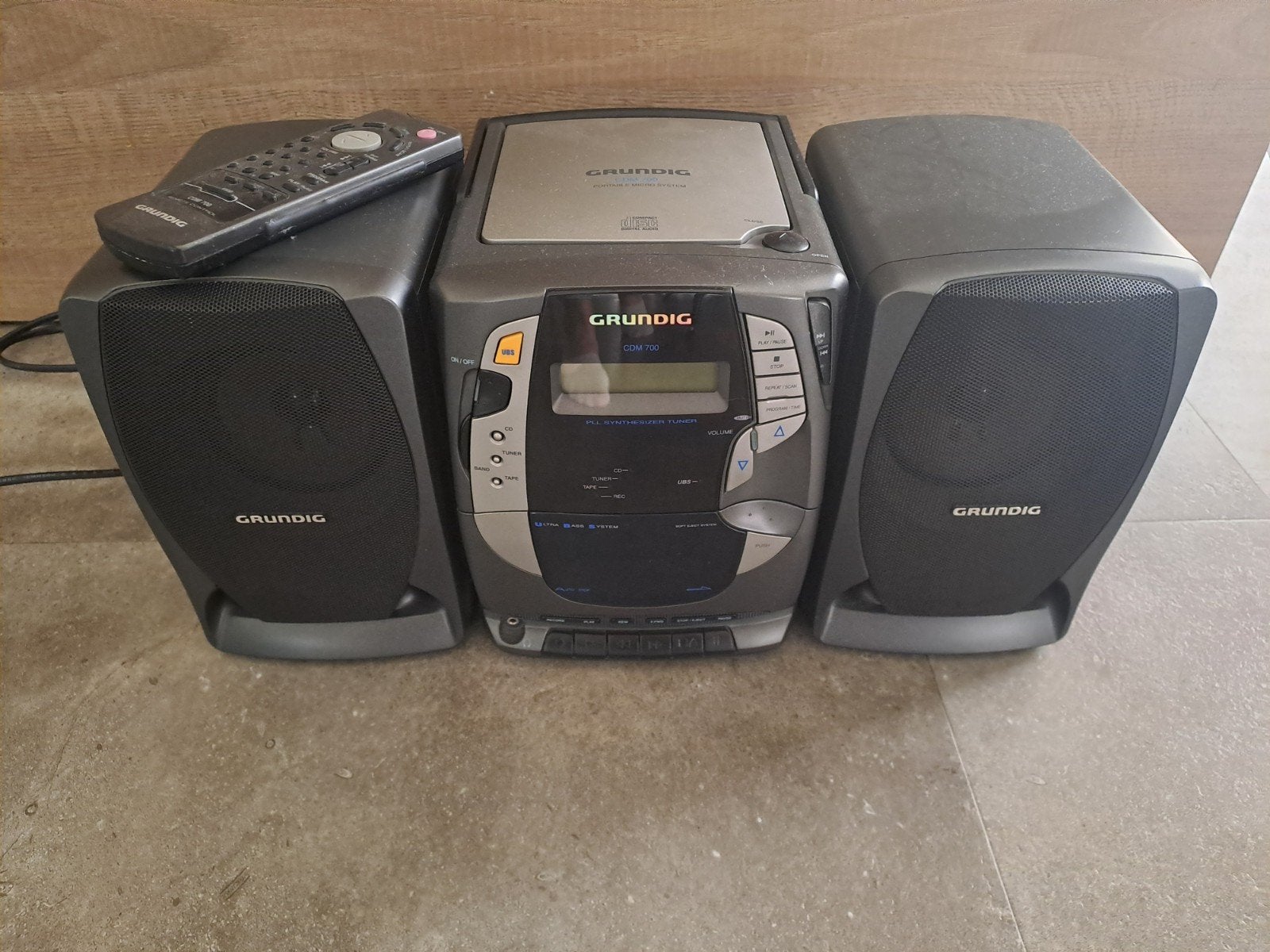 Grundig stereo set,radioset,radio,stereo, Ophalen of Verzenden, Gebruikt, Cassettedeck, Overige merken