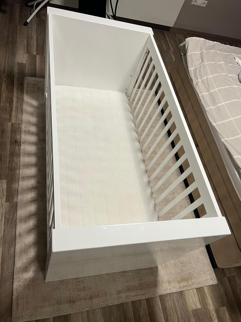 Witte kinderbed 140x70 cm – zo goed als nieuw, Ophalen, Zo goed als nieuw, Jongetje of Meisje