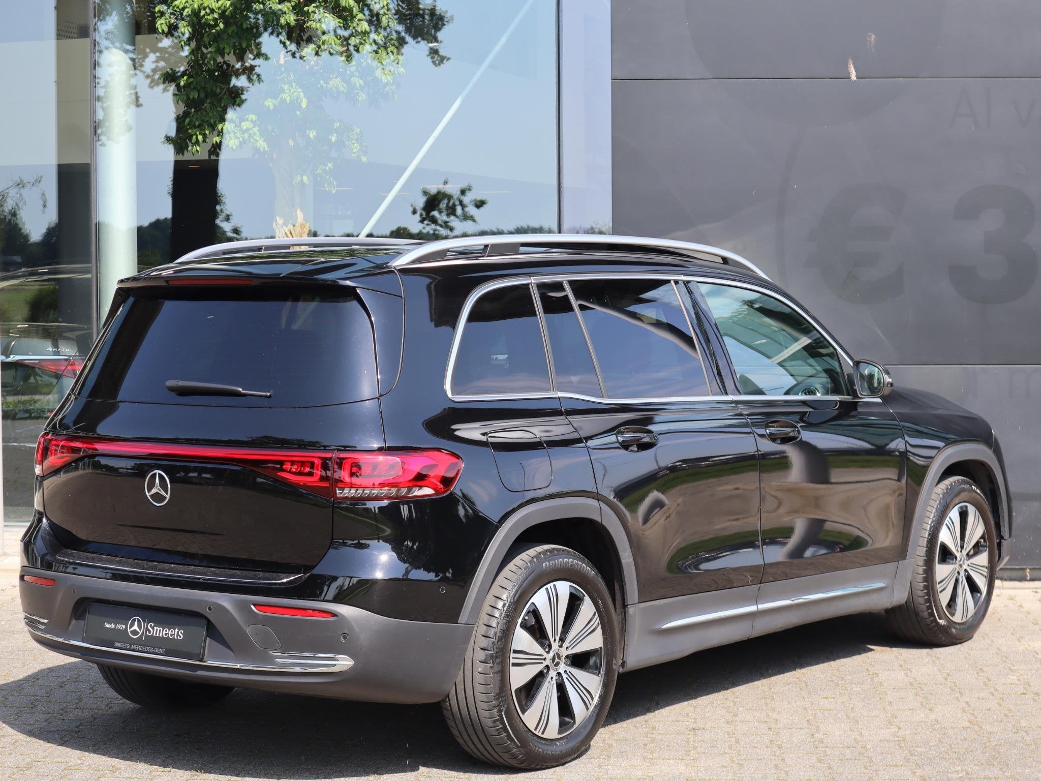 Mercedes-Benz EQB 250 Business Line 67 kWh l Panoramadak l S, Dealer onderhouden, Stof, Gebruikt, 190 pk