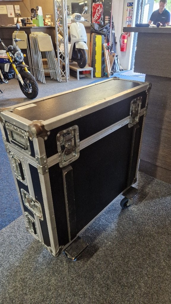 Soundcraft Si Compact 24 digitale mengtafel, Ophalen, Zo goed als nieuw, 20 kanalen of meer, Microfooningang