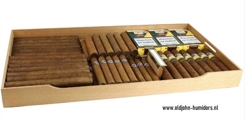 TRAY VOOR DE ADORINI AFICIONADO - CEDERHOUT -NEW-BOX  h9743, Verzamelen, Ophalen of Verzenden, Nieuw, Tabaksdoos of Verpakking